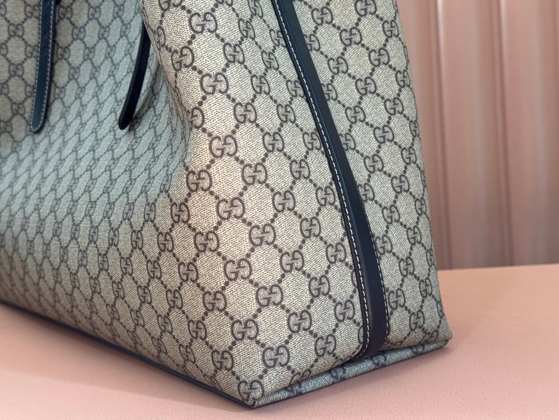 GUCCI 25S EMBLEM LARGE BAG 46 IN DARK BROWN AND BLACK CALFSKIN