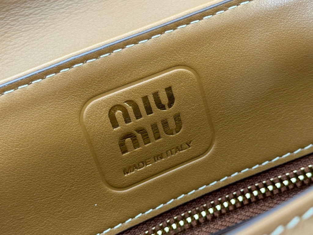 BEAU TOP HANDLE BAG 28 IN CHOCOLATE BROWN GLOSSY CALFSKIN GOLD HARDWARE