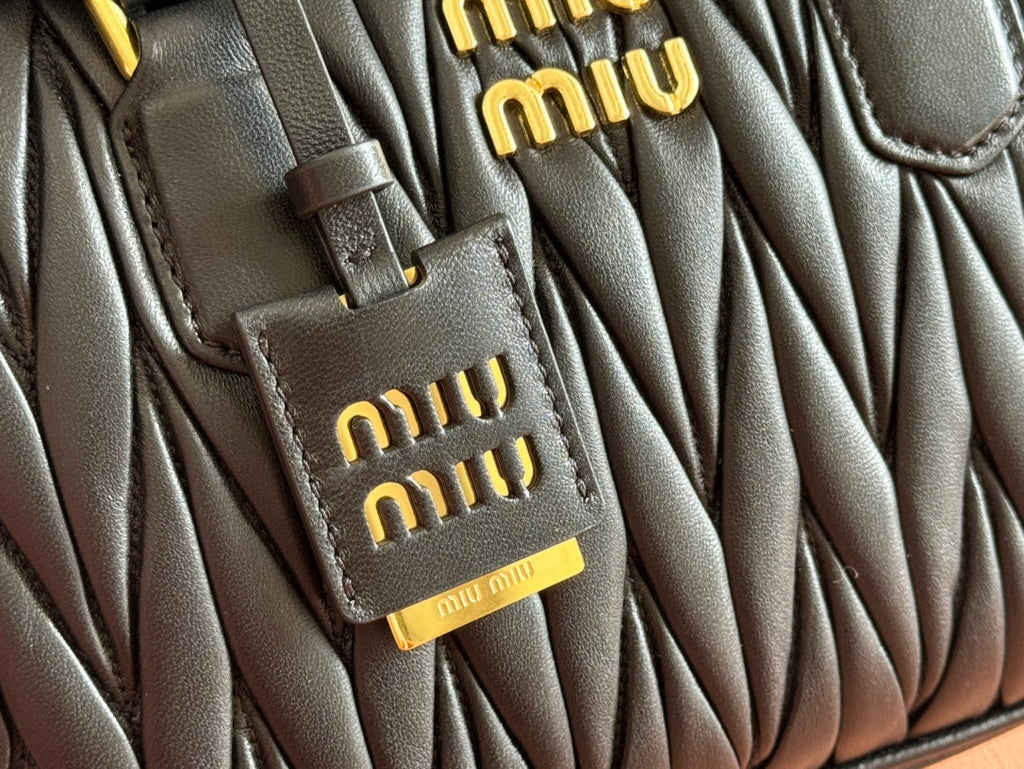 ARCADIE MATELASSÉ BAG 24 IN BLACK LAMBSKIN GOLD HARDWARE