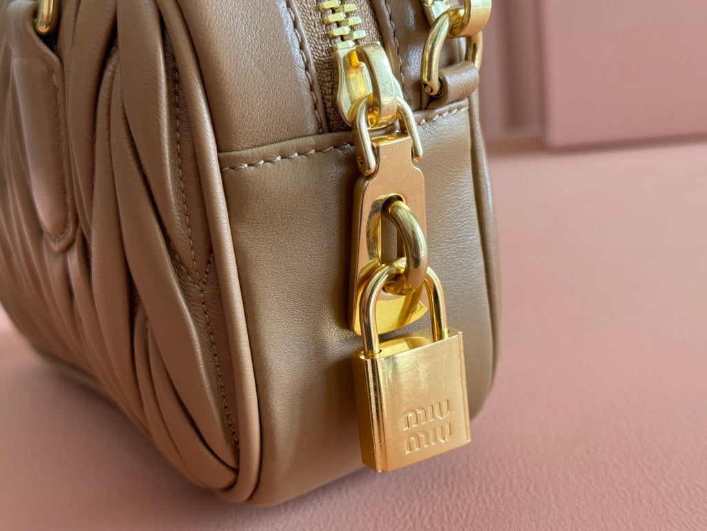 ARCADIE MATELASSÉ BAG 19 IN BROWN LAMBSKIN GOLD HARDWARE