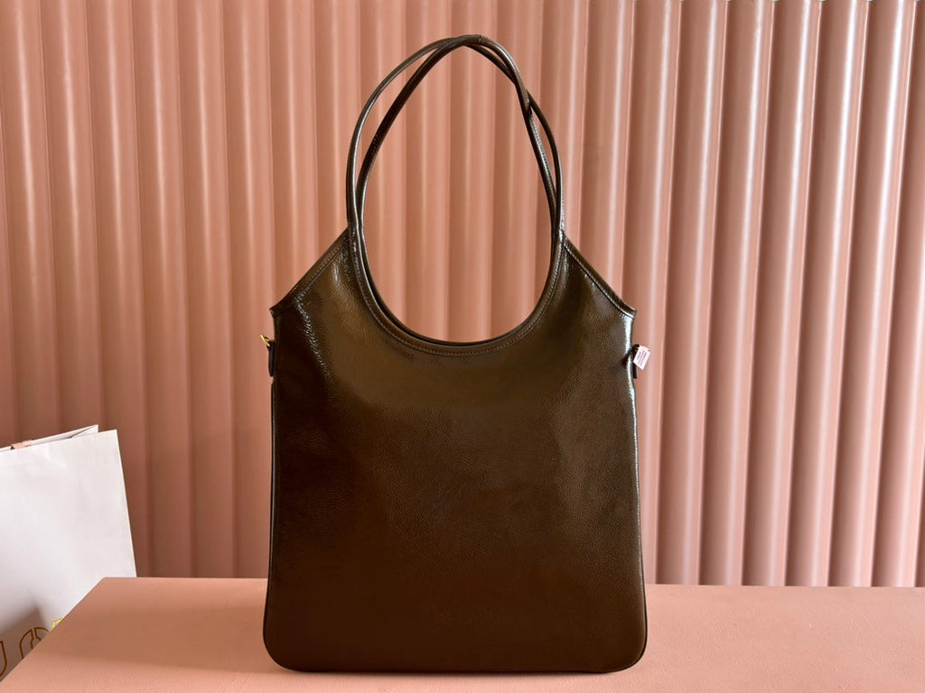 IVY 40 TOTE IN BROWN PATENT CALFSKIN