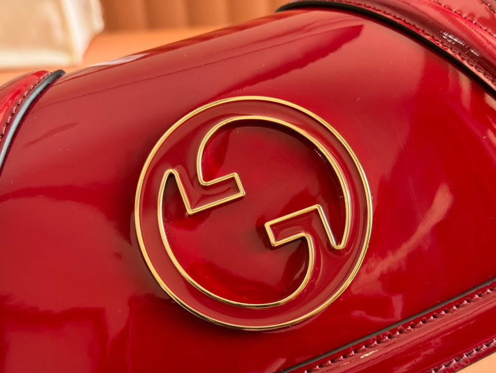 SMALL BLONDIE SHOULDER BAG 21.5 IN RED PATENT CALFSKIN