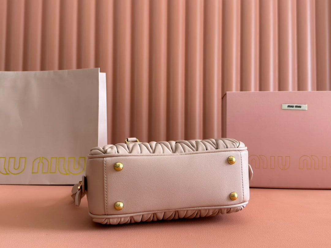 ARCADIE MATELASSÉ BAG 22 IN MISCHKA BEIGE LAMBSKIN