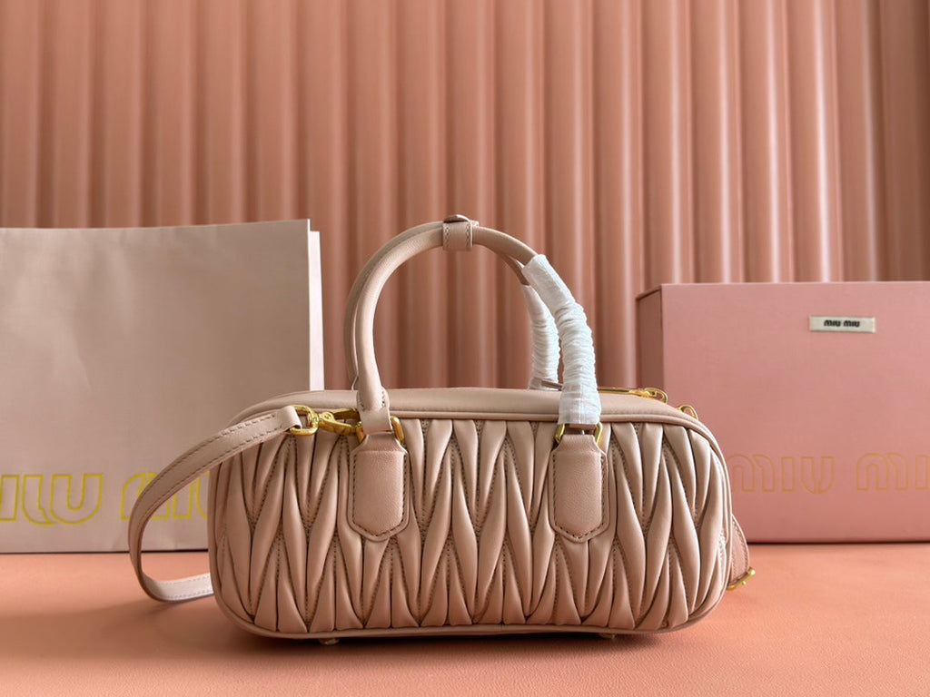 ARCADIE MATELASSÉ BAG 27 IN MISCHKA BEIGE LAMBSKIN