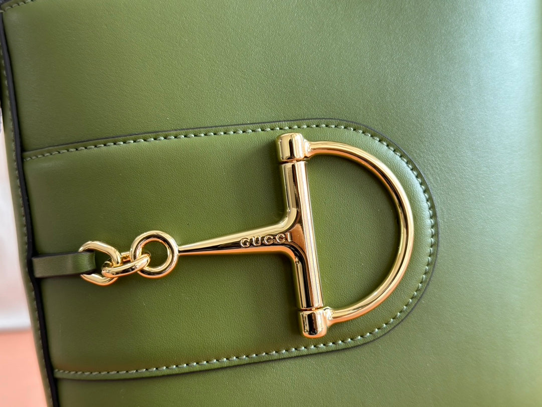 73 SMALL BUCKET BAG 20 IN GREEN SMOOTH CALFSKIN