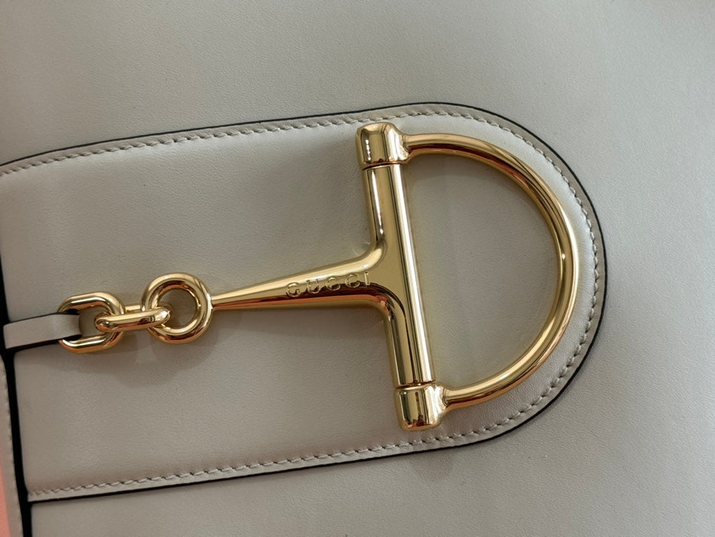 73 MEDIUM BUCKET BAG 27.5 IN OFF WHITE SMOOTH CALFSKIN