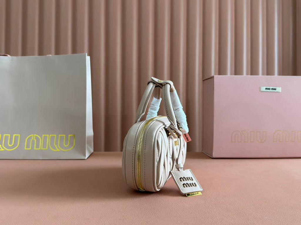 ARCADIE MATELASSÉ BAG 19 IN NUDE CALFSKIN GOLD HARDWARE