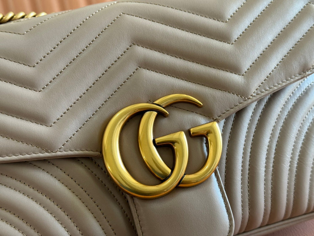 MARMONT SHOULDER BAG 31 IN BEIGE CALFSKIN GOLD CHAIN