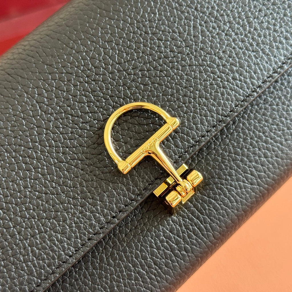 SOFTBIT CONTINENTAL WALLET 19 IN BLACK GRAINY CALFSKIN GOLD HARDWARE