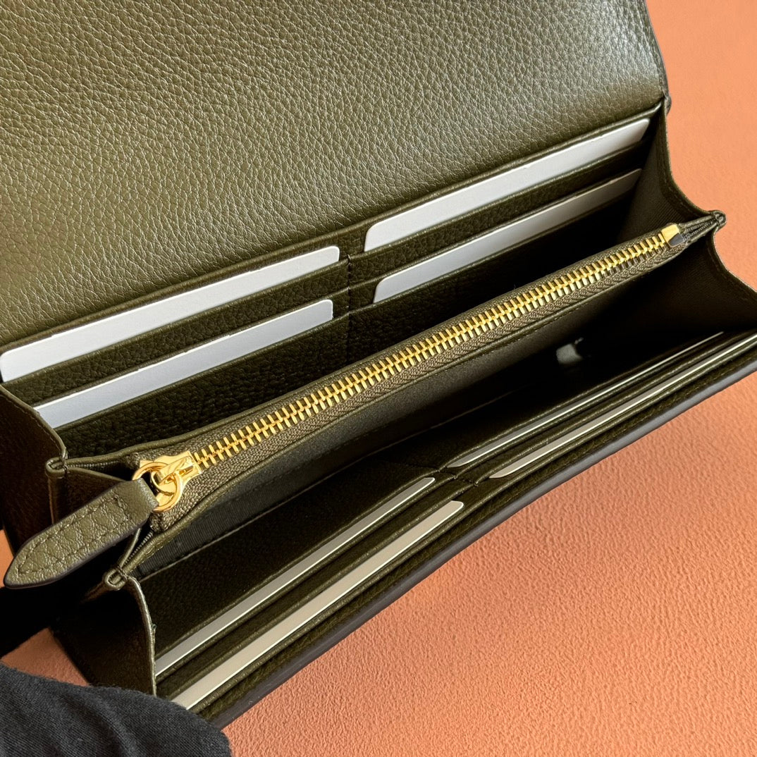 SOFTBIT CONTINENTAL WALLET 19 IN GREEN GRAINY CALFSKIN GOLD HARDWARE