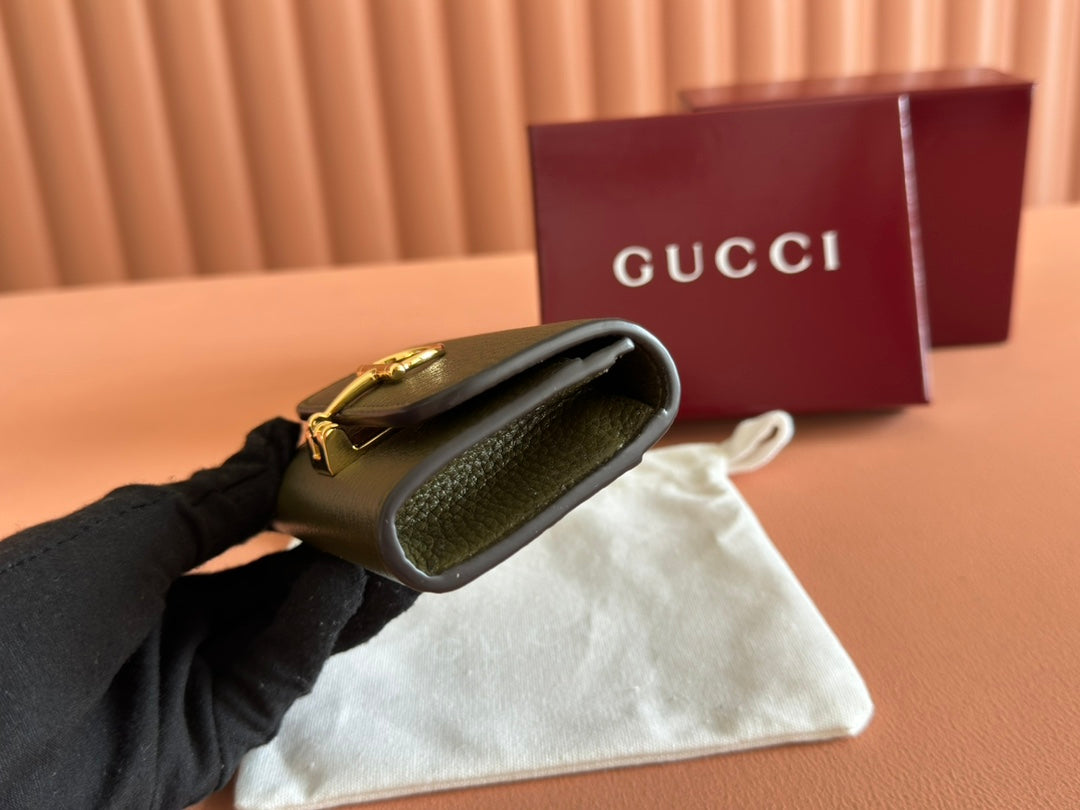 SOFTBIT CARD CASE 10.5 IN GREEN GRAINY CALFSKIN GOLD HARDWARE