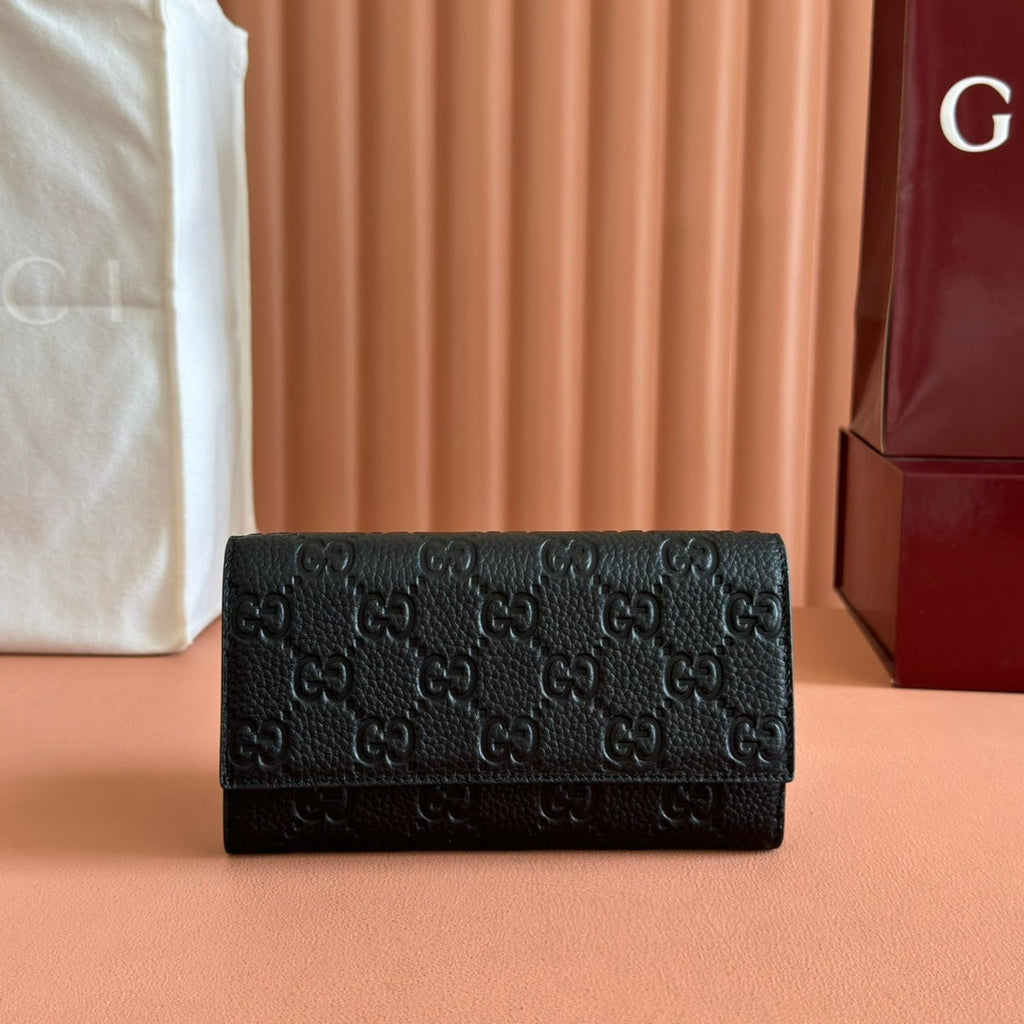EMBLEM CONTINENTAL WALLET 19 IN BLACK GG SMOOTH CALFSKIN