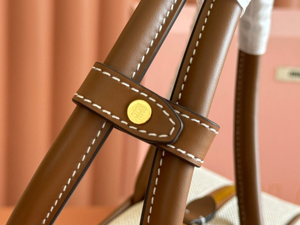 BOWLING BAG 28 IN WHITE CANVAS AND BROWN CALFSKIN TRIM