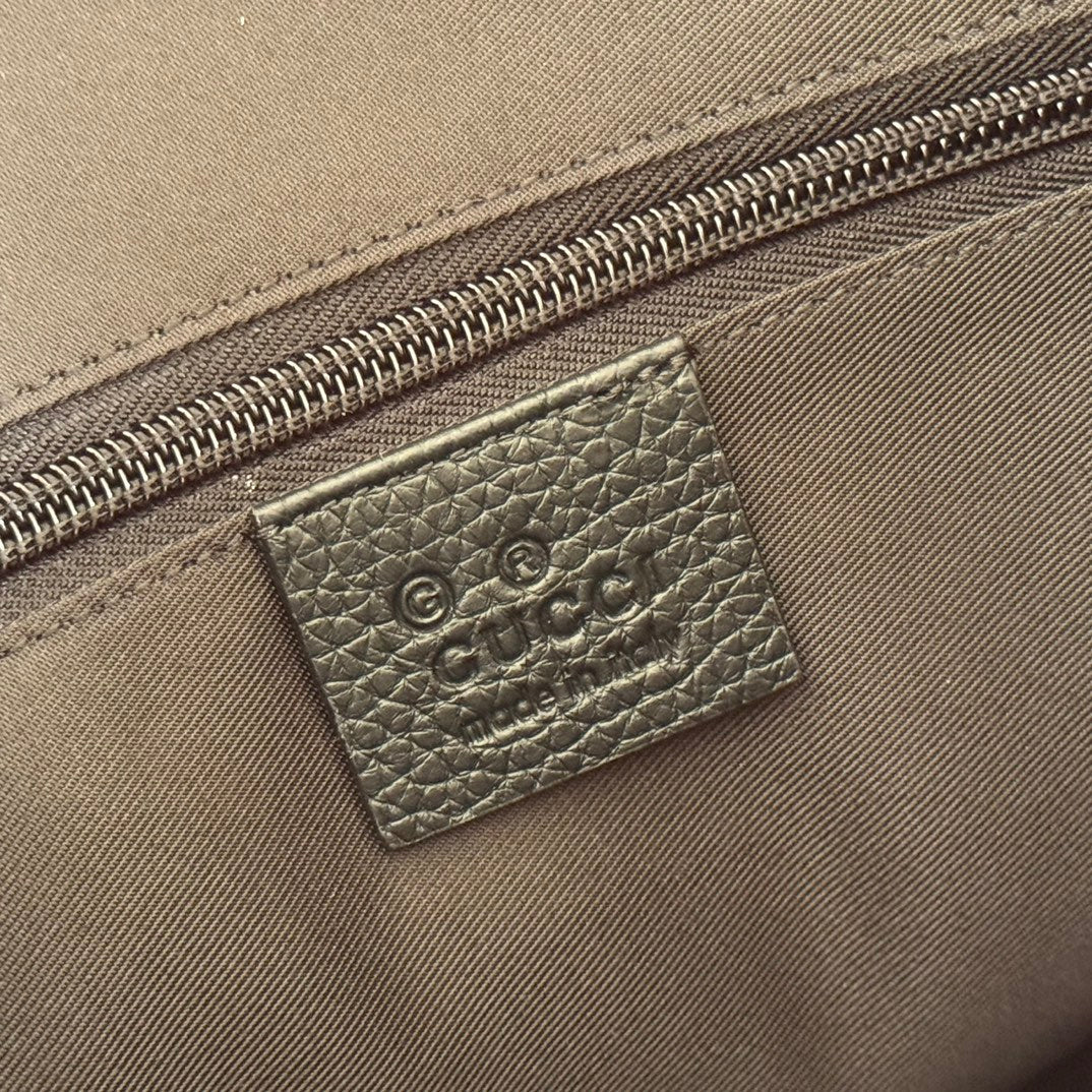 MEDIUM CROSS MESSENGER BAG 29 IN BLACK FABRIC