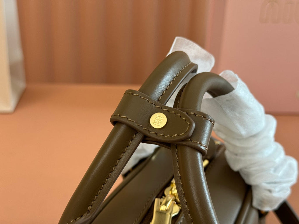 ARCADIE SMALL 22 BAG IN DARK BROWN CALFSKIN