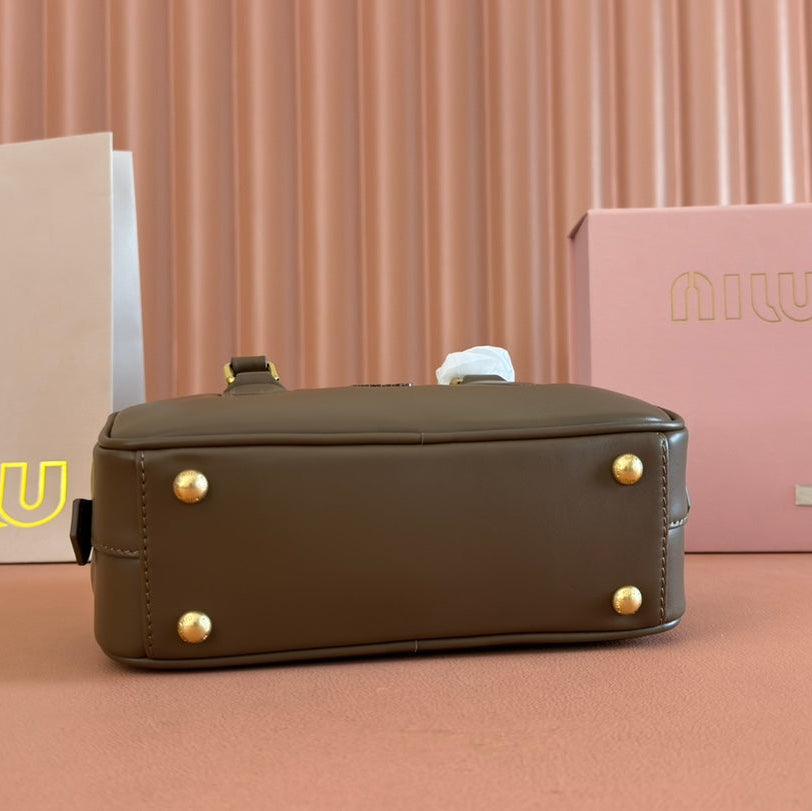 ARCADIE SMALL 22 BAG IN DARK BROWN CALFSKIN