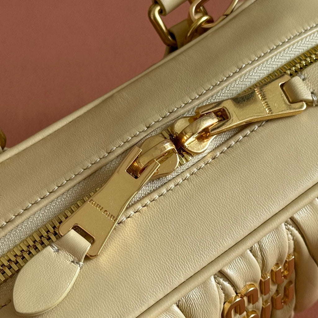 ARCADIE MATELASSÉ BAG 22 BEIGE IN CALFSKIN