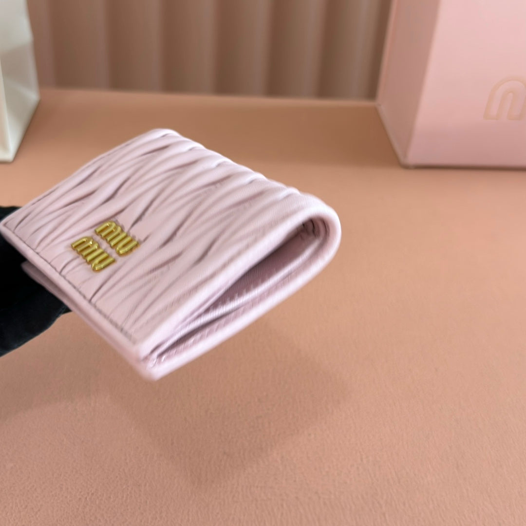 SMALL MATELASSÉ NAPPA LEATHER WALLET LIGHT PINK