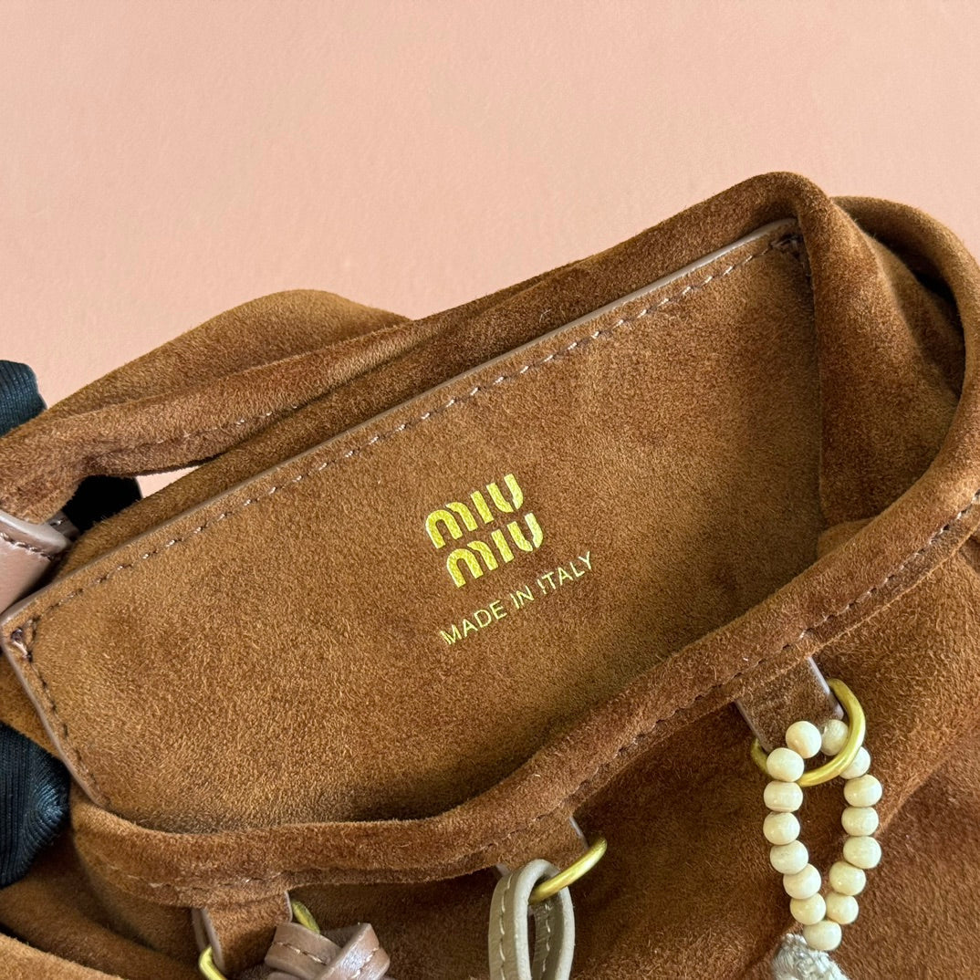 SUEDE BAG WITH TRICK 37 DARK BROWN