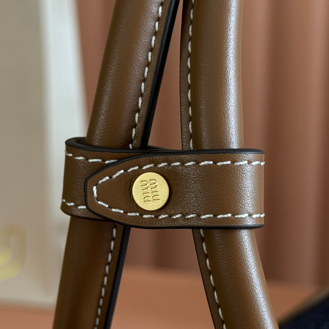 MIUMIU 25S BEAU DENIM BAG 34 IN DARK BLUE DENIM AND BROWN CALFSKIN