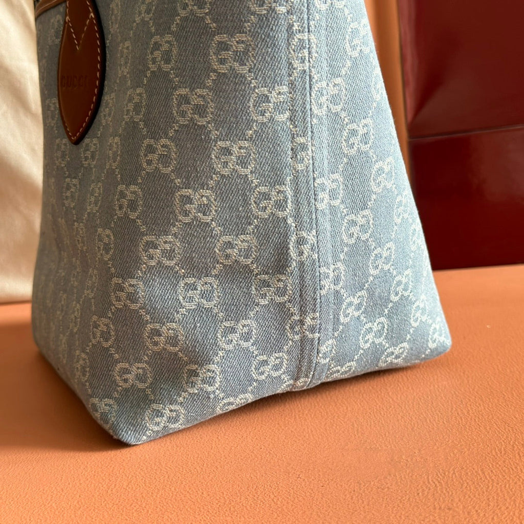 GUCCI 25S TOTISSIMA LARGE TOTE 22 CM IN BLUE DENIM AND BROWN CALFSKIN