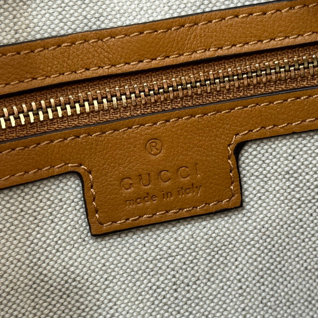 GUCCI 25S ATTACHE SHOULDER BAG 35 CM IN BROWN CALFSKIN