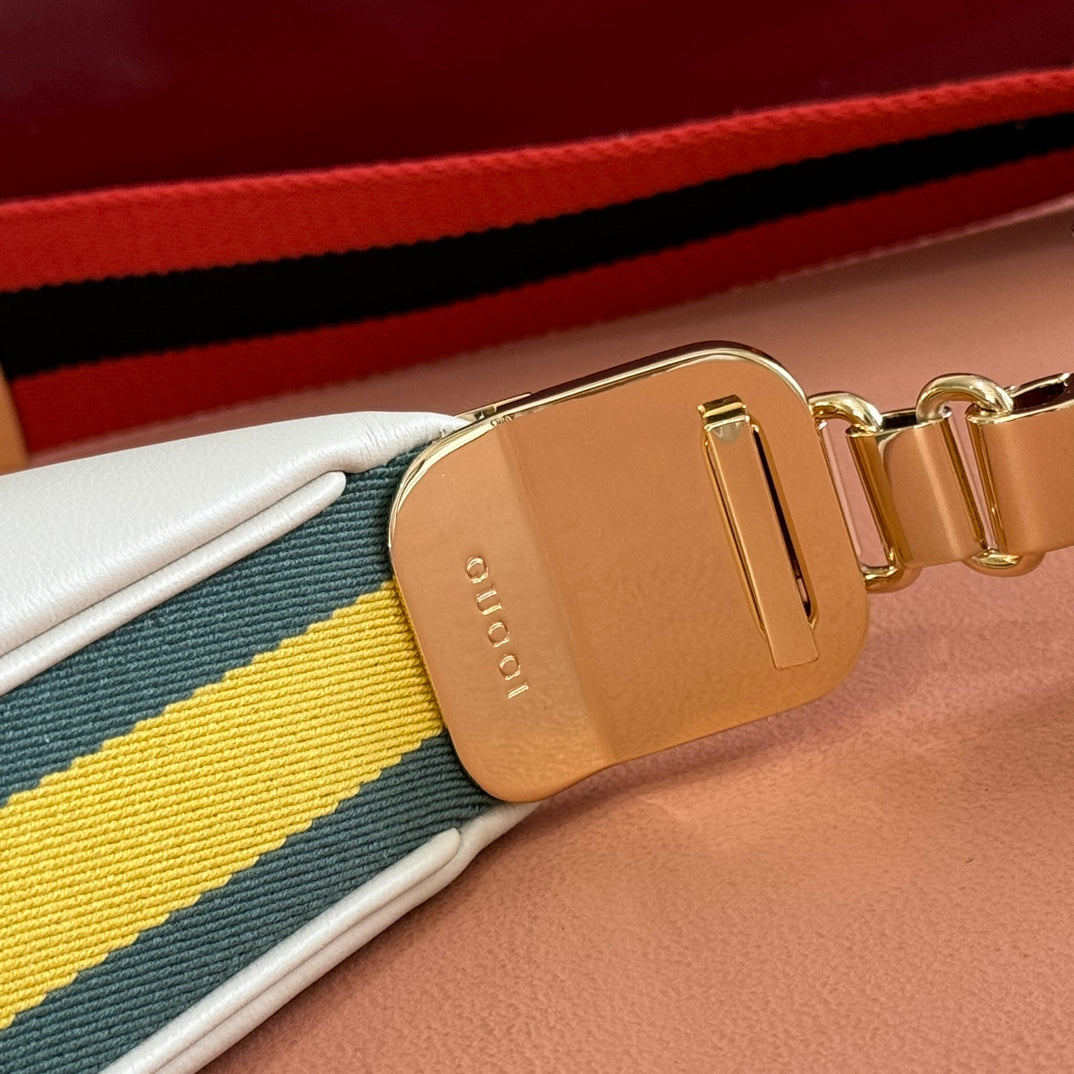 GUCCI 25S ATTACHE SHOULDER BAG 35 CM IN CREAM WHITE CALFSKIN