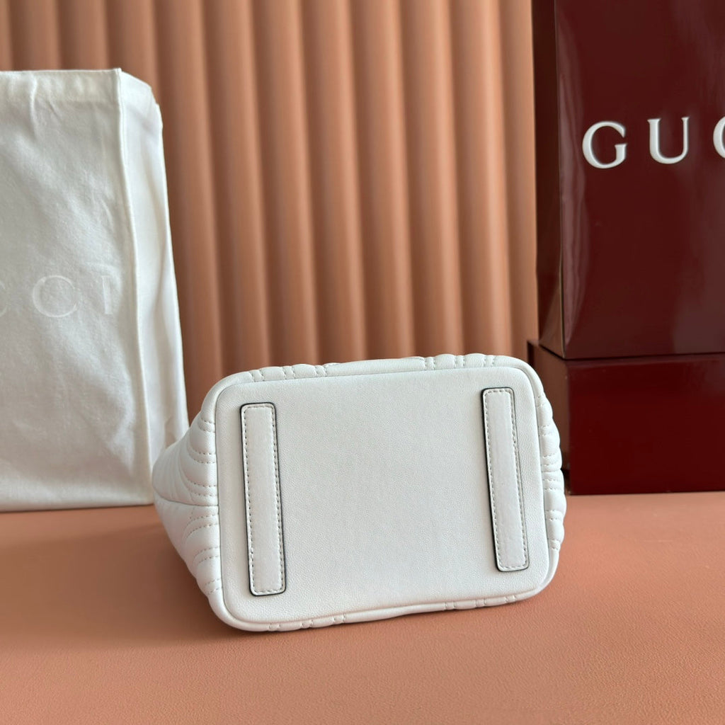 GUCCI 25S SMALL TOTE BAG 29 CM IN WHITE CALFSKIN WITH GOLD HARDWARE