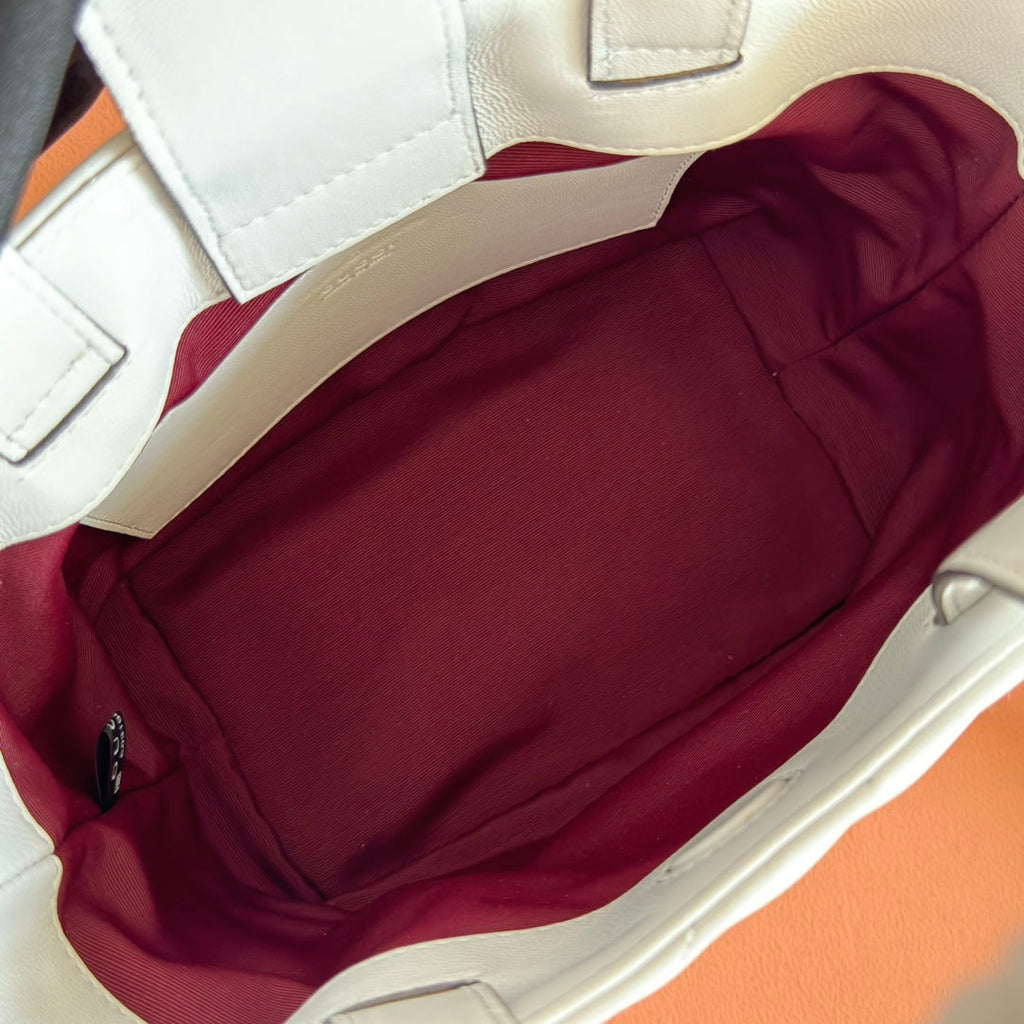 GUCCI 25S SMALL TOTE BAG 29 CM IN WHITE CALFSKIN WITH GOLD HARDWARE