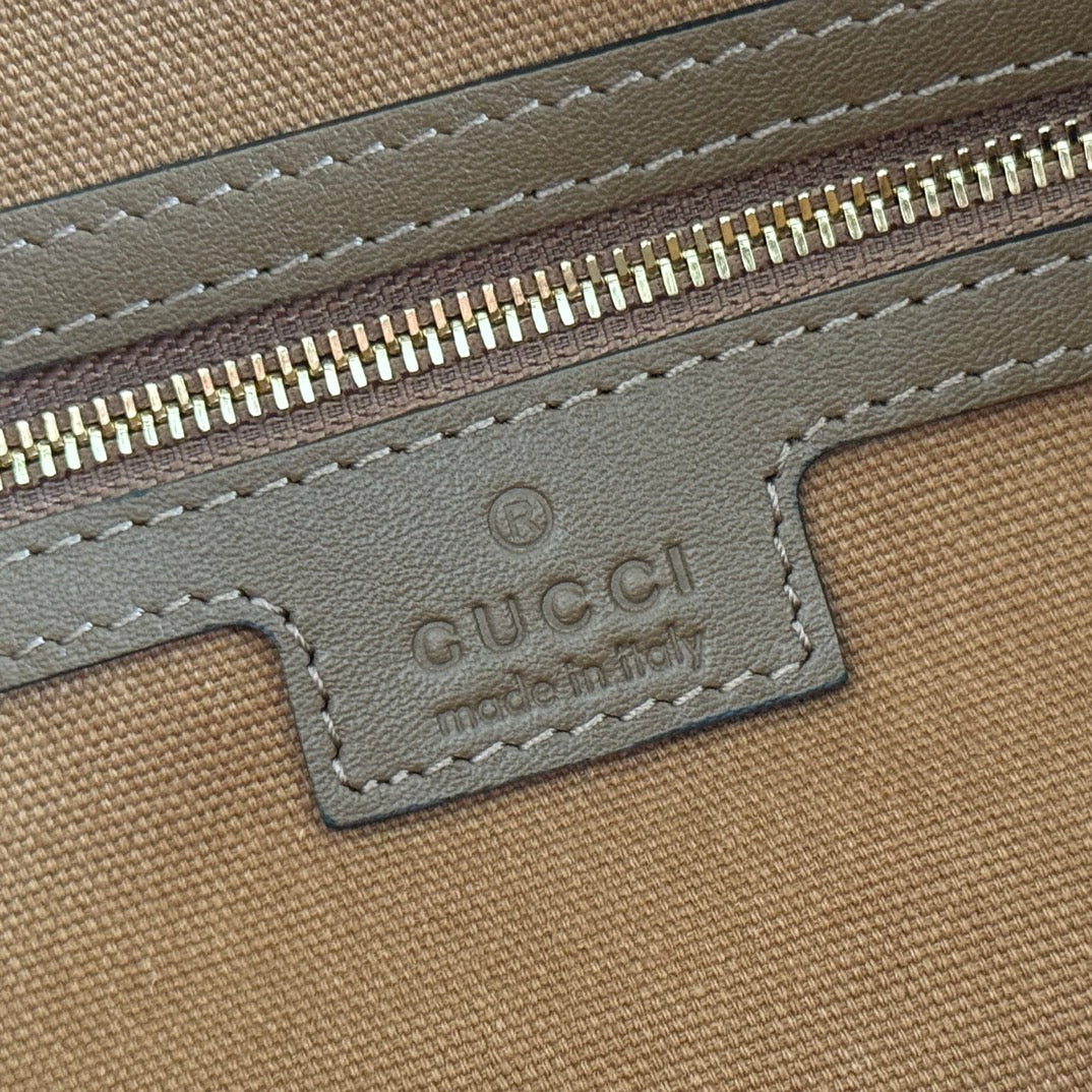 GUCCI 25S BEATRIX BAG 35 IN BROWN SUEDE WITH GOLD HARDWARE