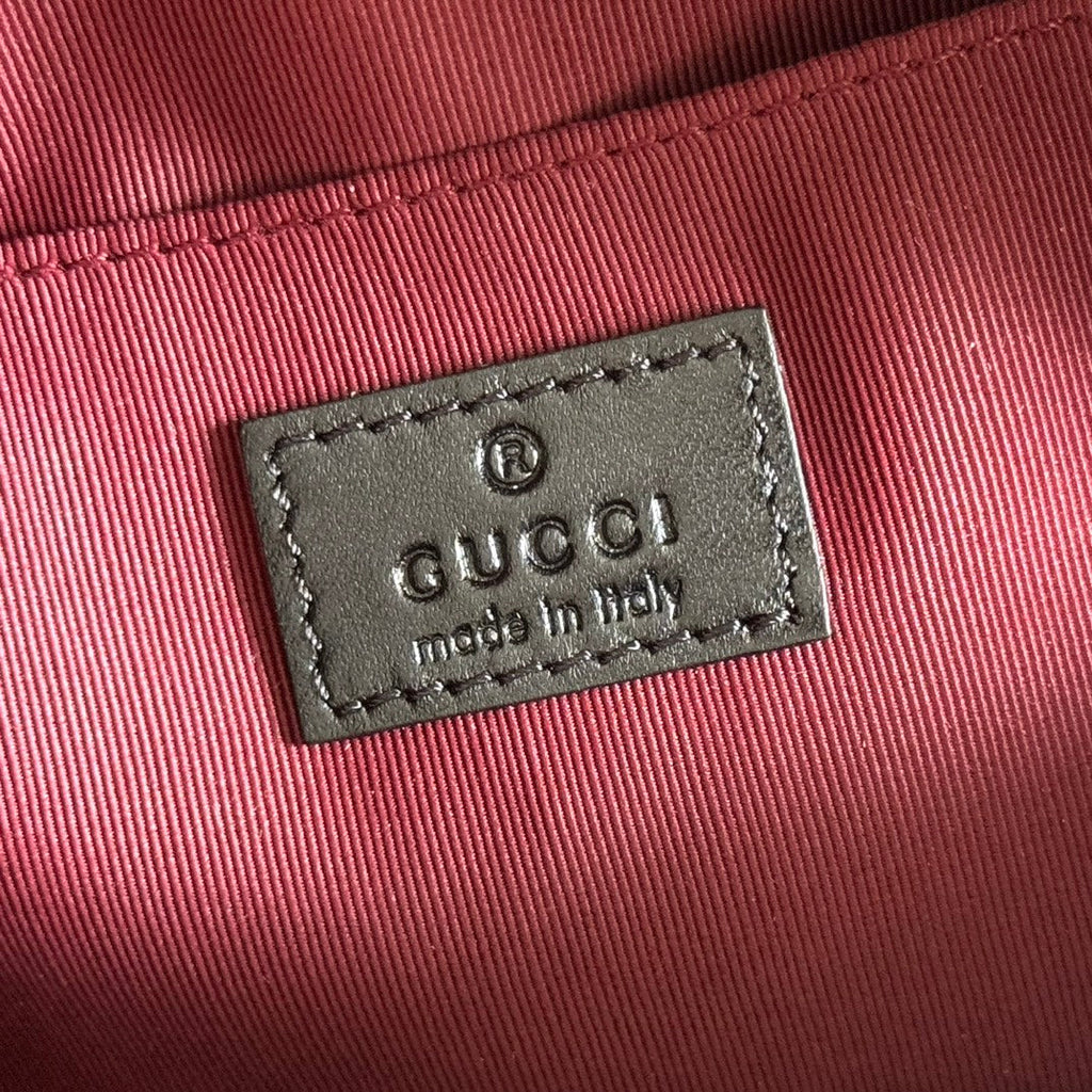 GUCCI 25S MARMONT BAG 24 IN BLACK CALFSKIN WITH GOLD HARDWARE