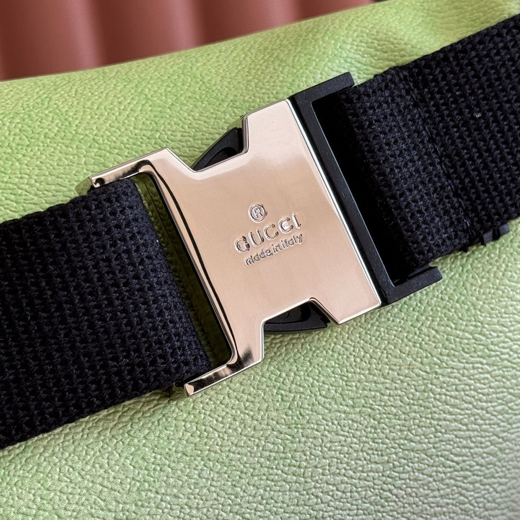 GUCCI 25S BELT BAG 39 CM IN NEON GREEN CALFSKIN