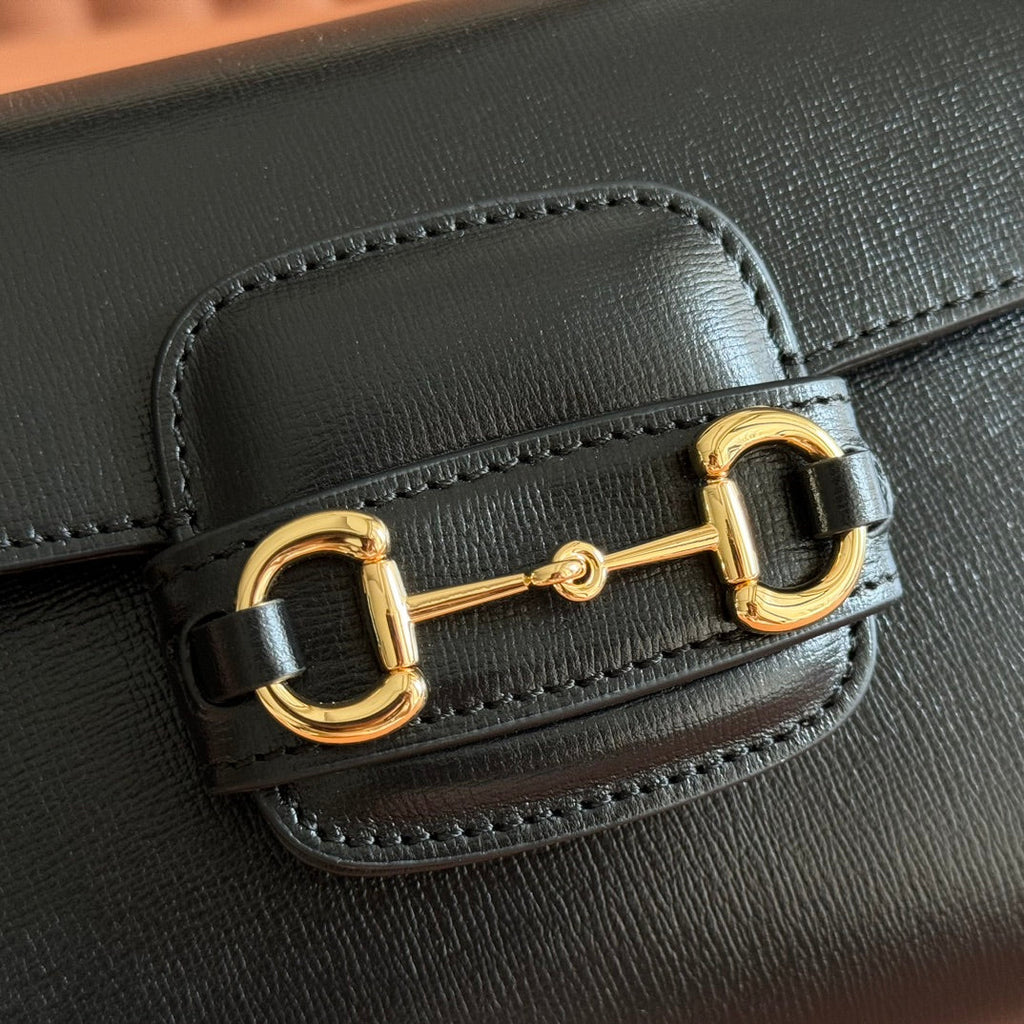 GUCCI 25S HORSEBIT 1955 MEDIUM SHOULDER BAG 22 CM IN BLACK CALFSKIN WITH GOLD HARDWARE