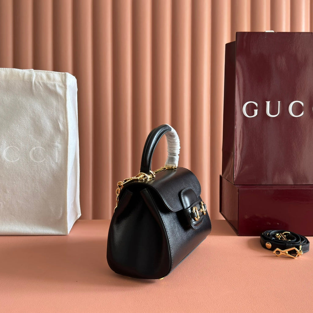 GUCCI 25S HORSEBIT 1955 MEDIUM SHOULDER BAG 22 CM IN BLACK CALFSKIN WITH GOLD HARDWARE