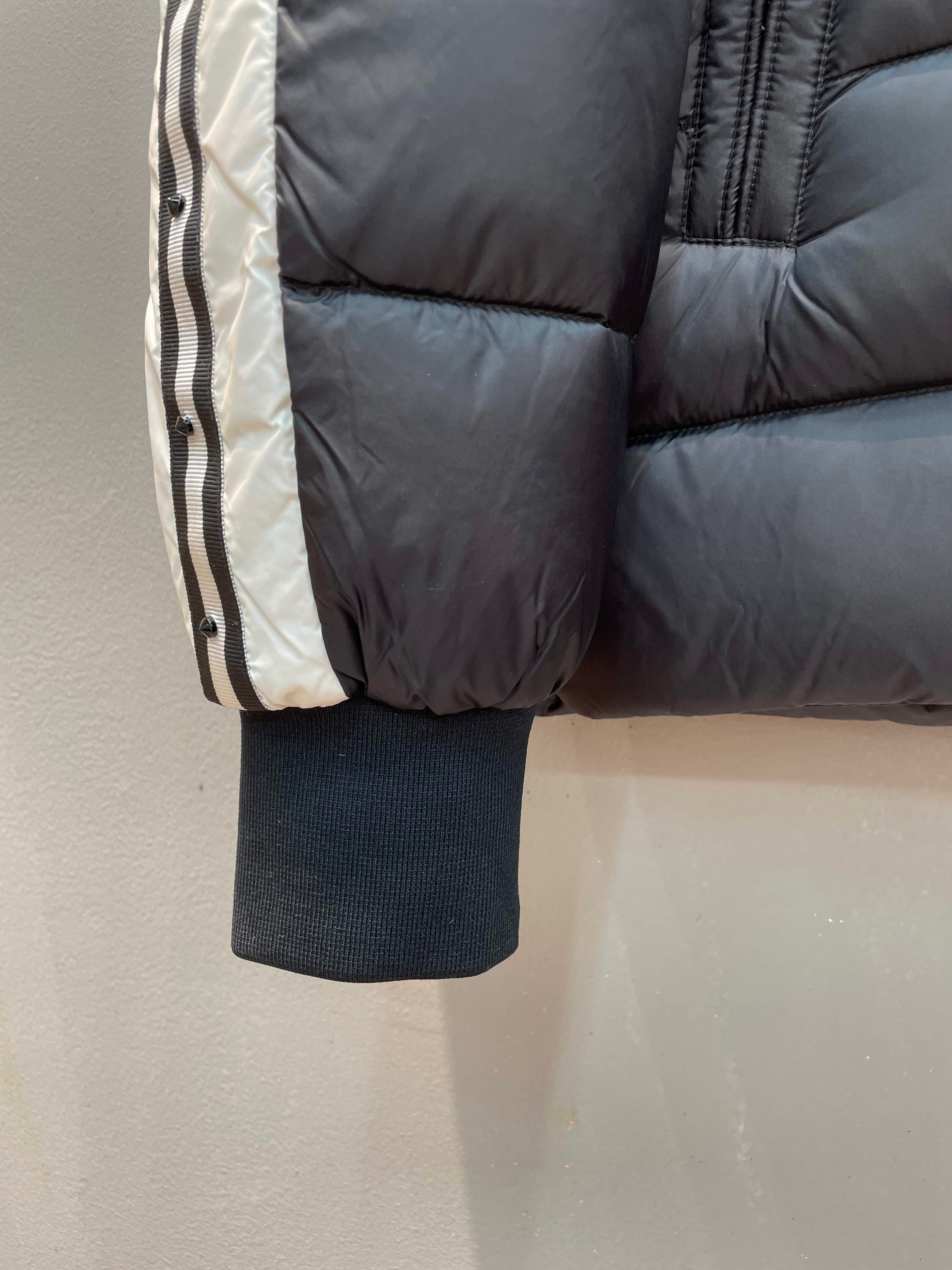 MONCLER JACKET STYLE 188