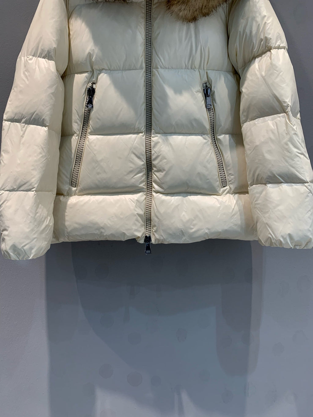MONCLER JACKET STYLE 190