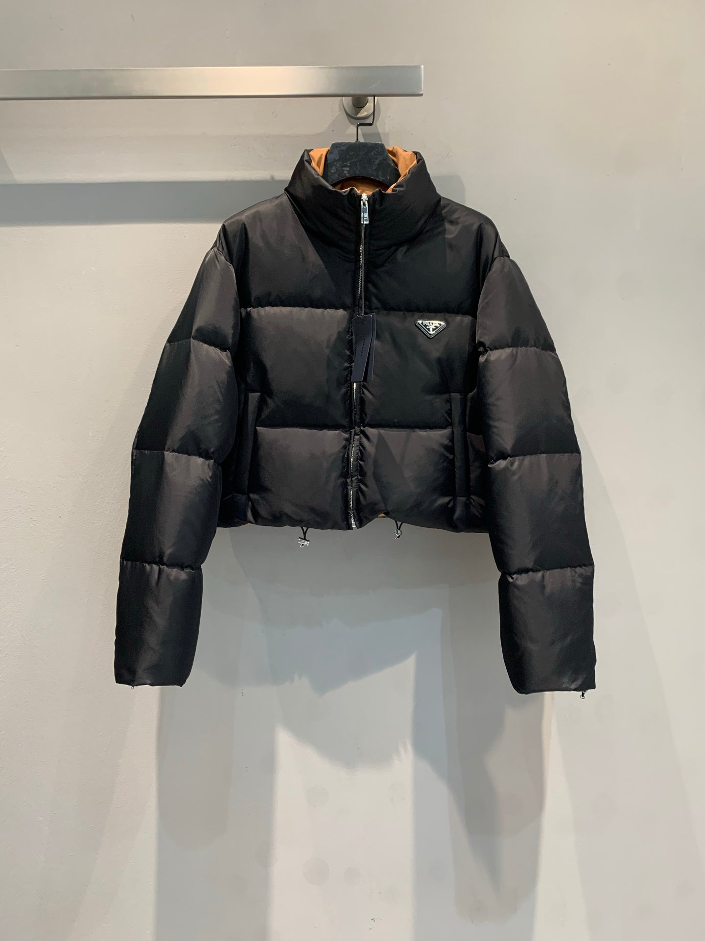 PRADA 25S DOWN JACKET 382