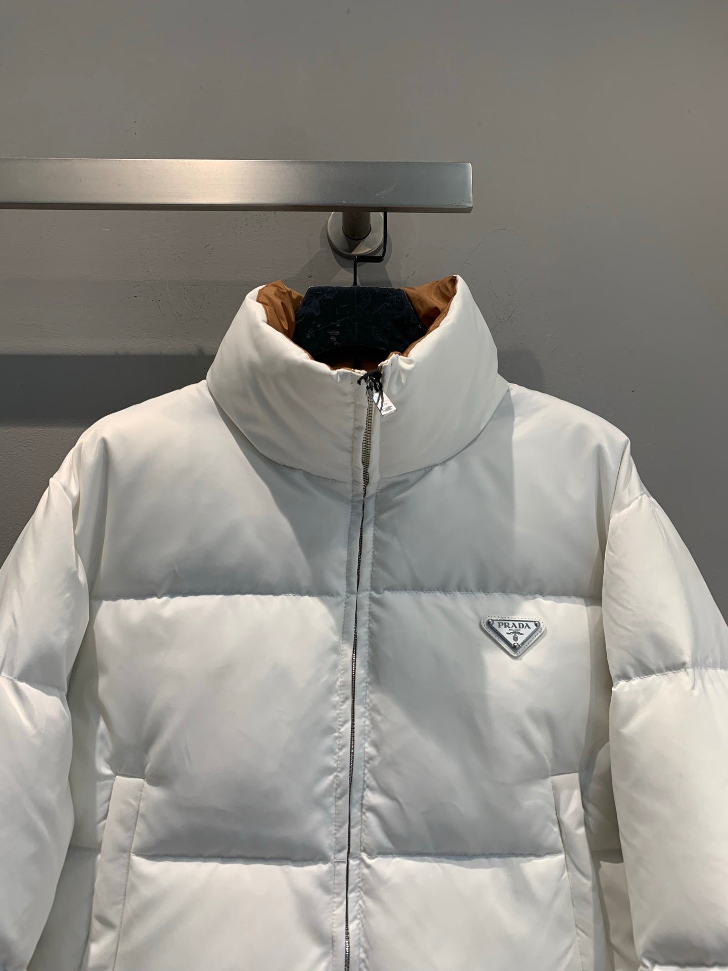 PRADA 25S DOWN JACKET 383