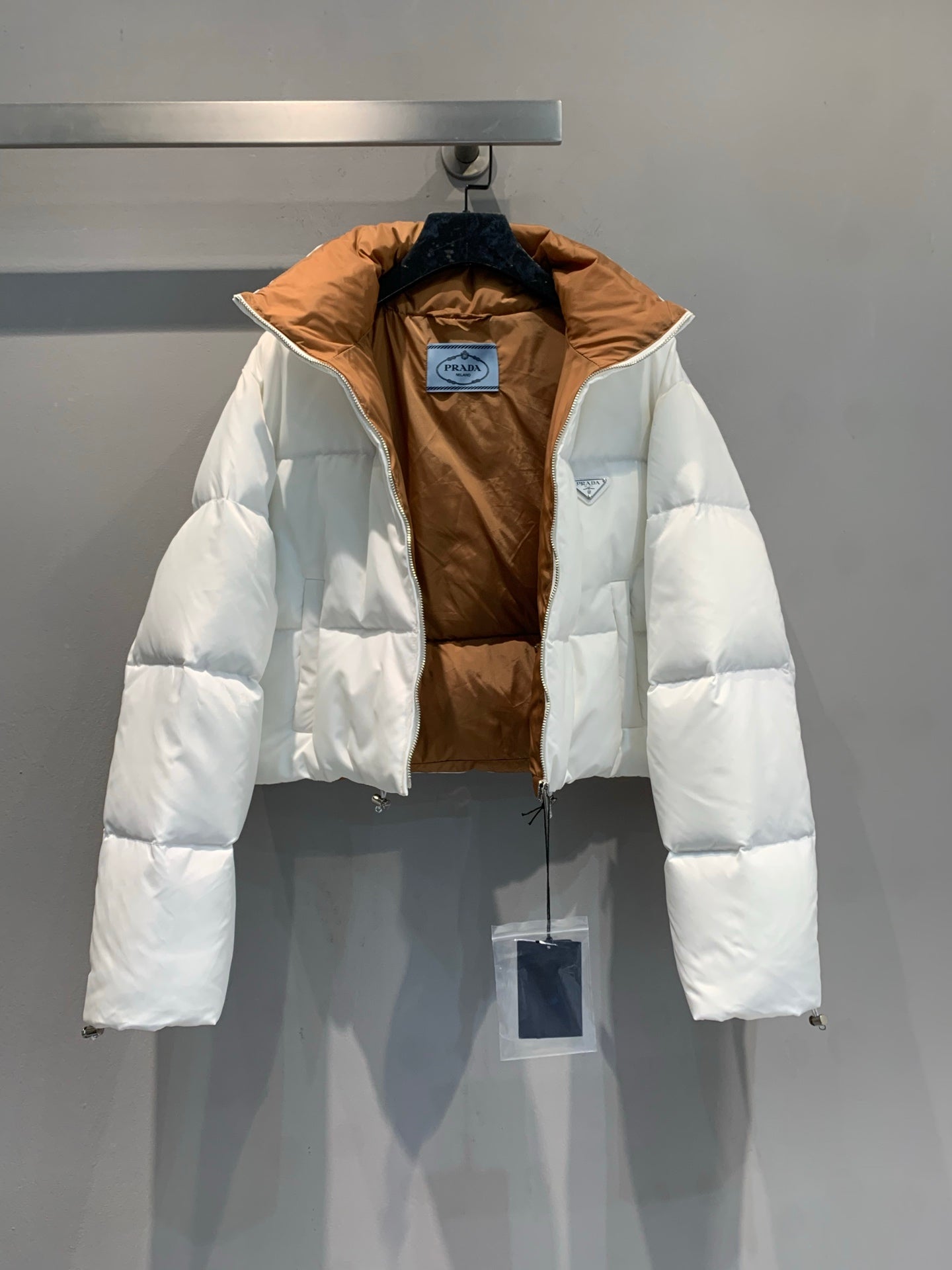 PRADA 25S DOWN JACKET 383