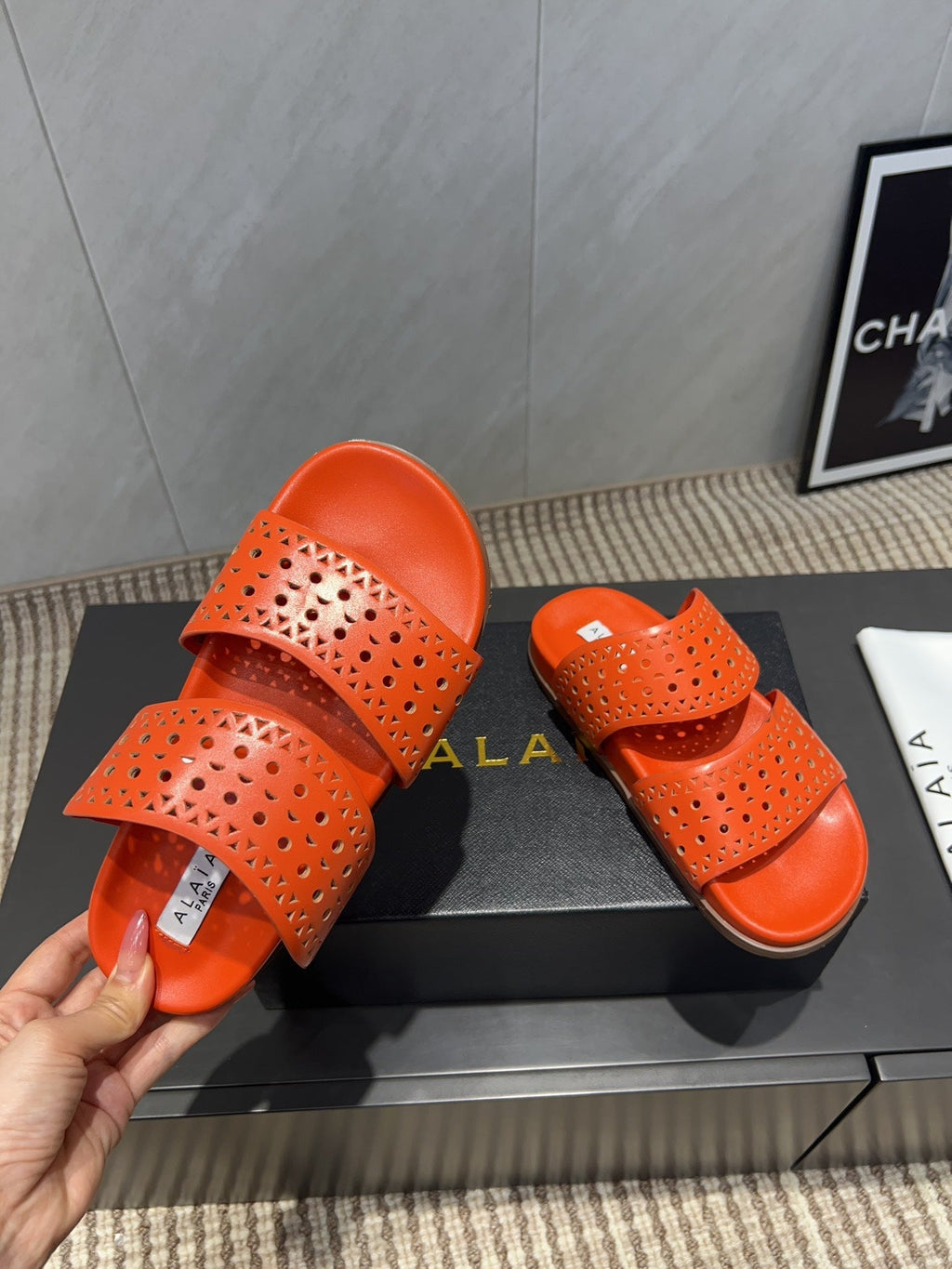 ALAIA CHUNKY TWO-STRAP SLIDES 25S IN ORANGE CALFSKIN