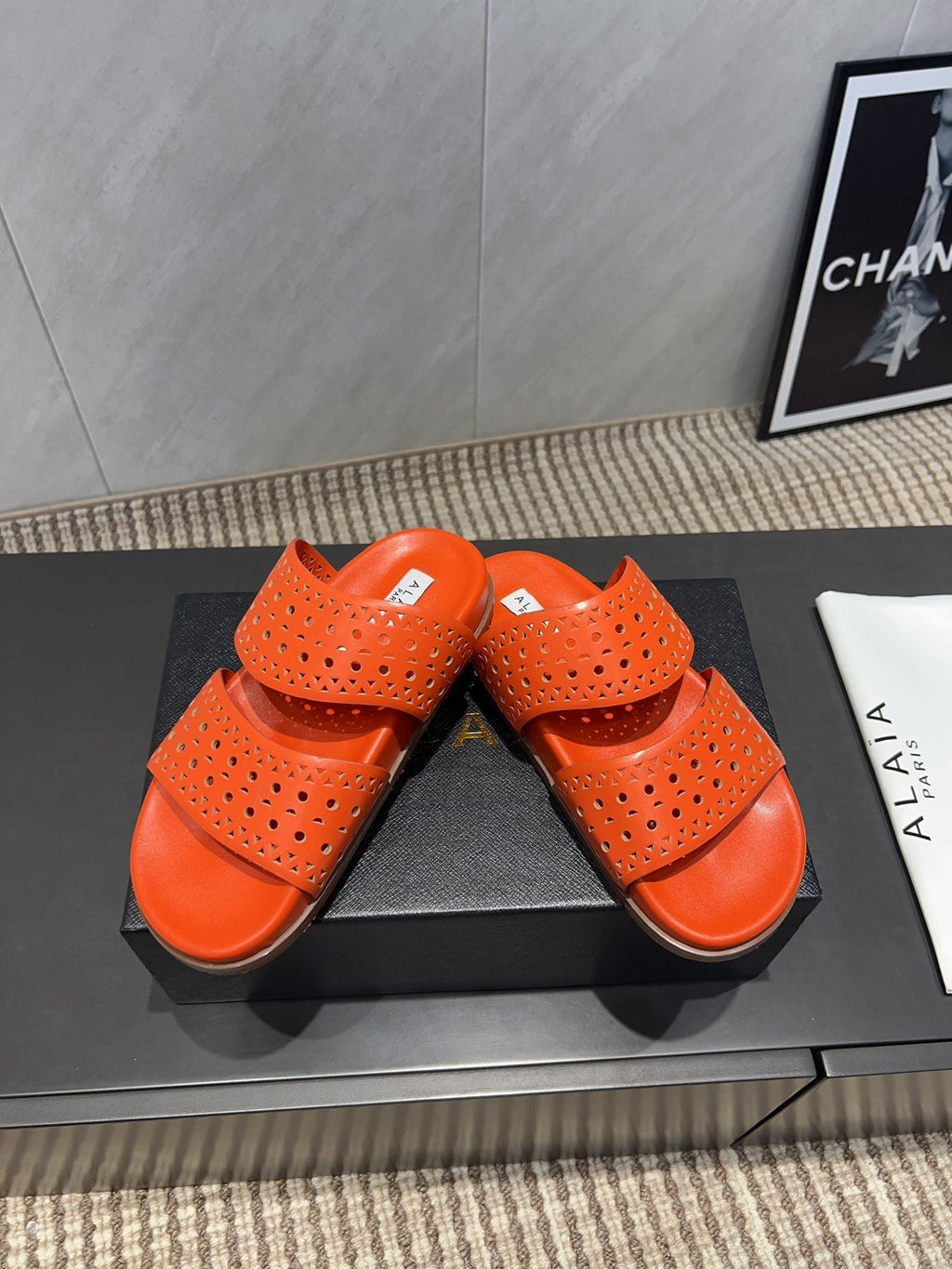 ALAIA CHUNKY TWO-STRAP SLIDES 25S IN ORANGE CALFSKIN