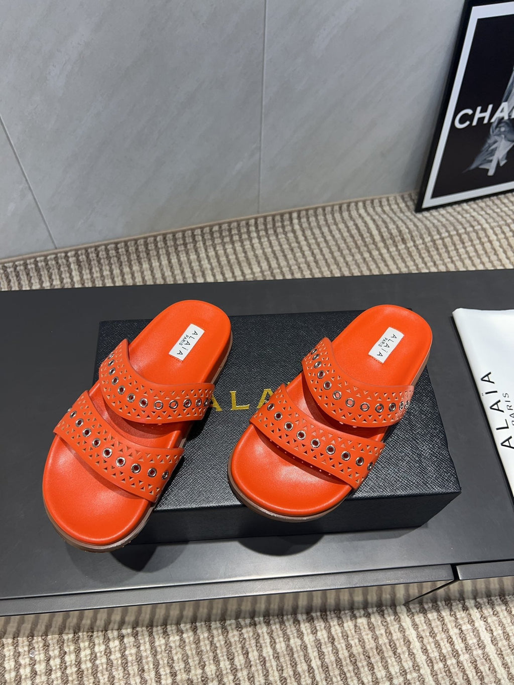 ALAIA DOUBLE-STRAP SANDALS 25S IN ORANGE CALFSKIN