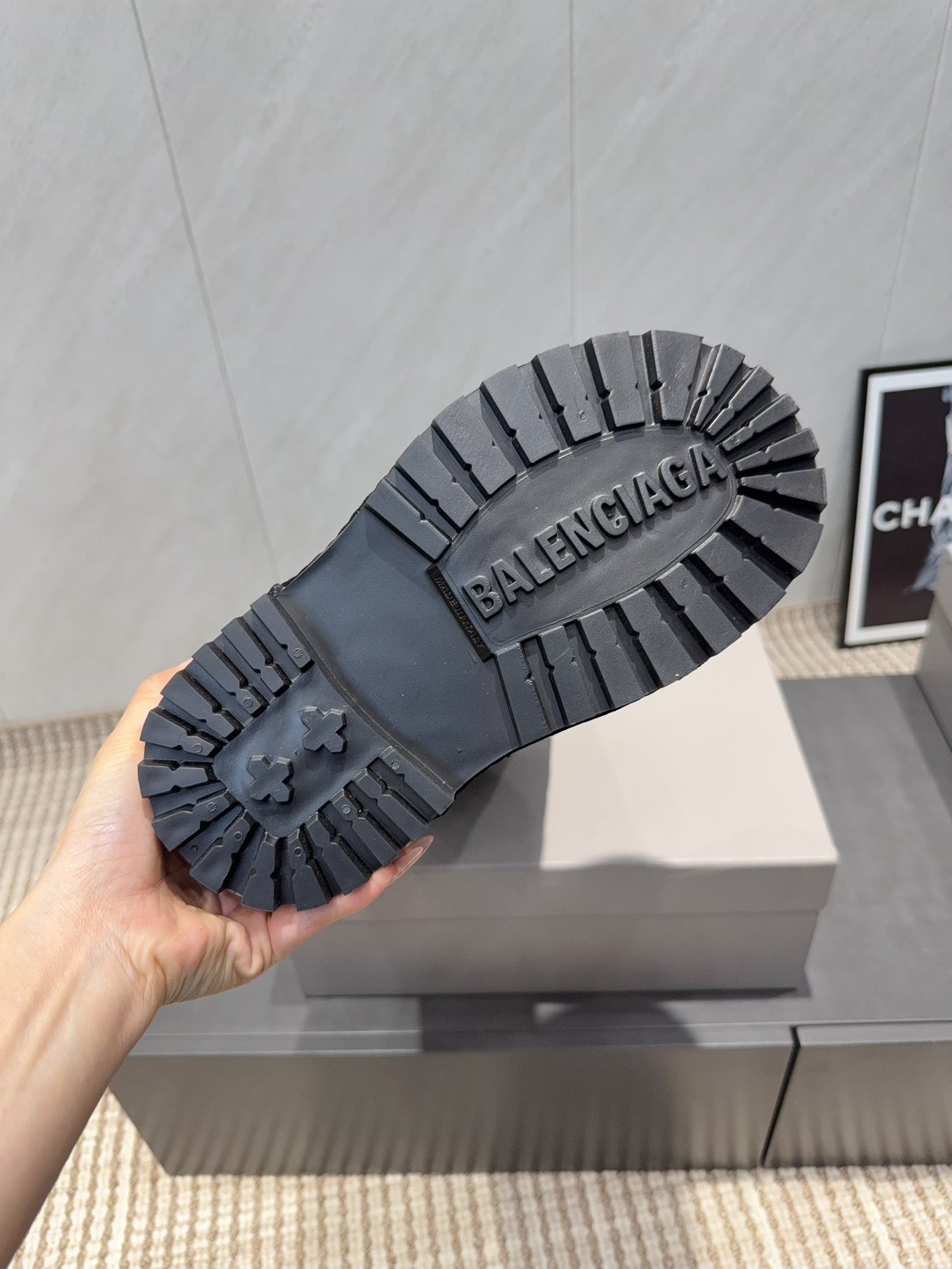 BALENCIAGA 25S BOOTS PLATFORM HEEL IN BLACK SUEDE STYLE 5