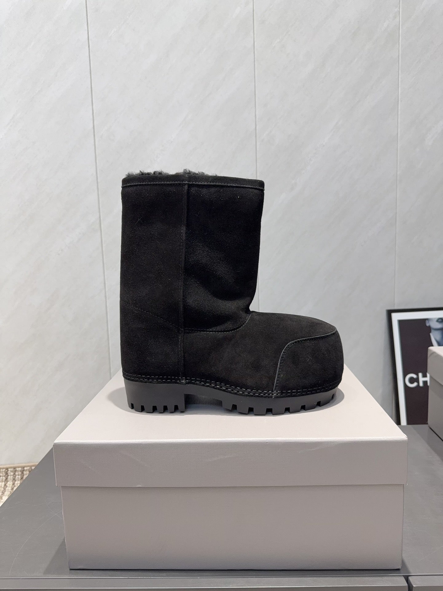 BALENCIAGA 25S LOW ANKLE BOOTS PLATFORM HEEL IN BLACK SUEDE STYLE 9