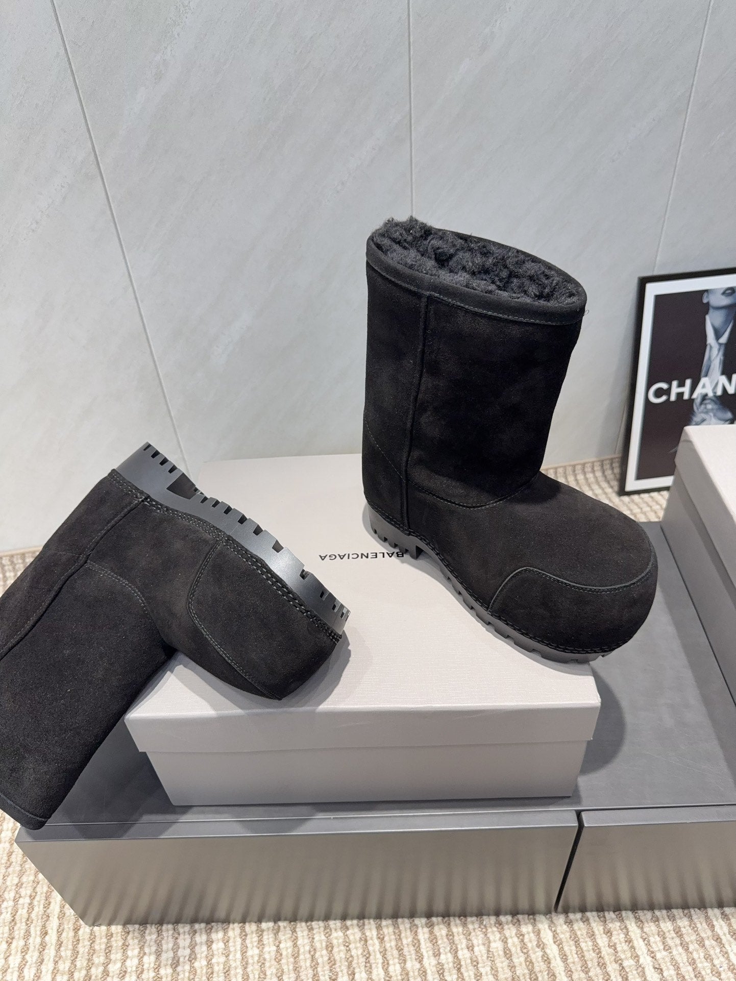 BALENCIAGA 25S LOW ANKLE BOOTS PLATFORM HEEL IN BLACK SUEDE STYLE 9