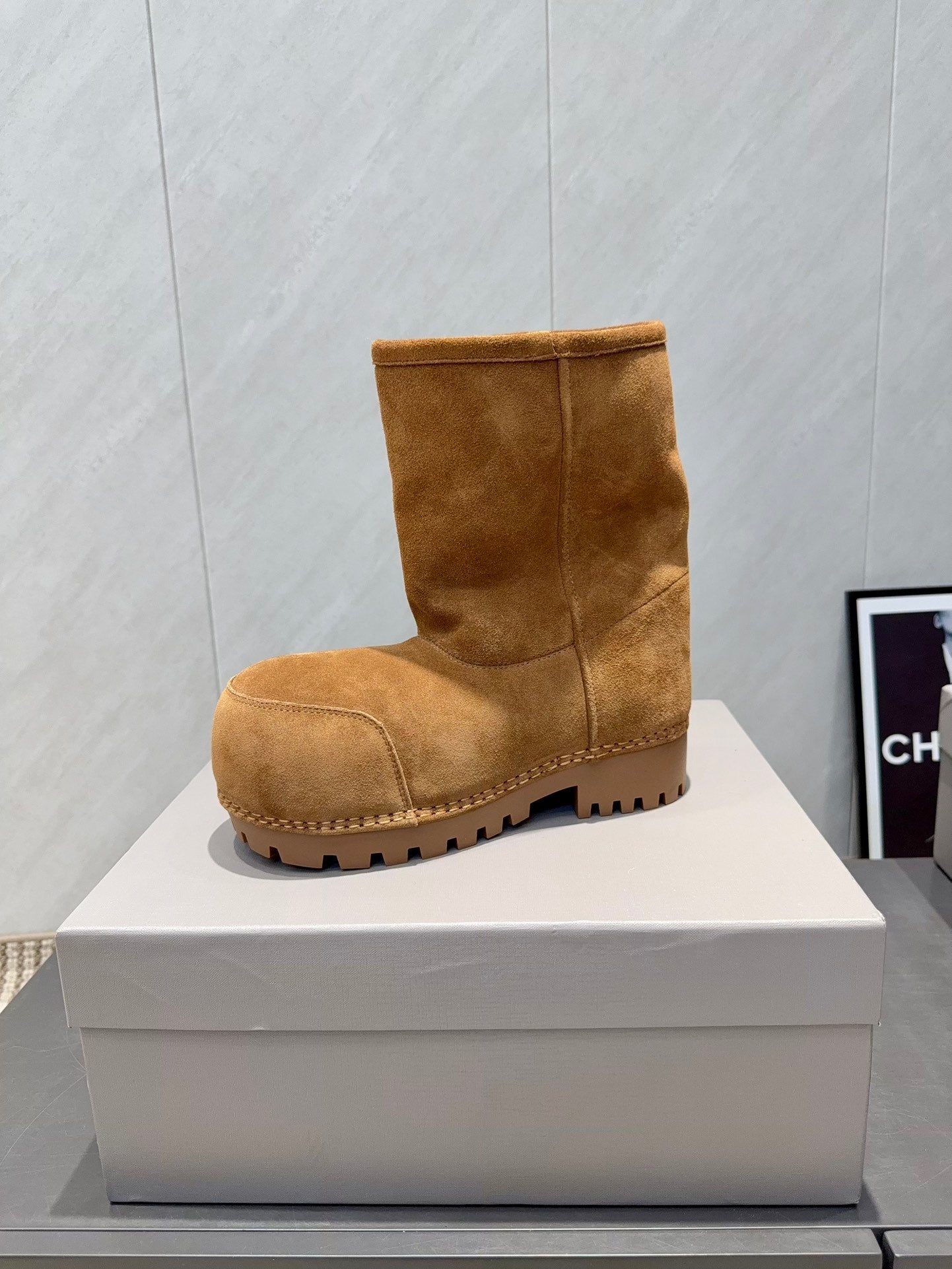 BALENCIAGA 25S LOW ANKLE BOOTS PLATFORM HEEL IN BROWN SUEDE STYLE 7