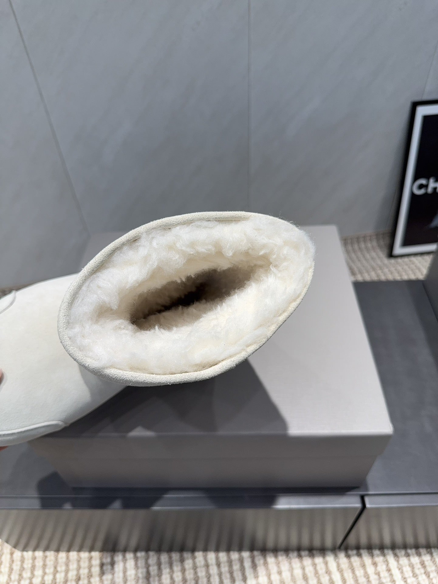 BALENCIAGA 25S LOW ANKLE BOOTS PLATFORM HEEL IN WHITE SUEDE STYLE 2