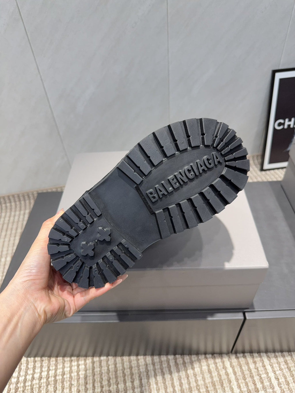 BALENCIAGA 25S LOW ANKLE BOOTS PLATFORM HEEL IN BLACK SUEDE STYLE 8