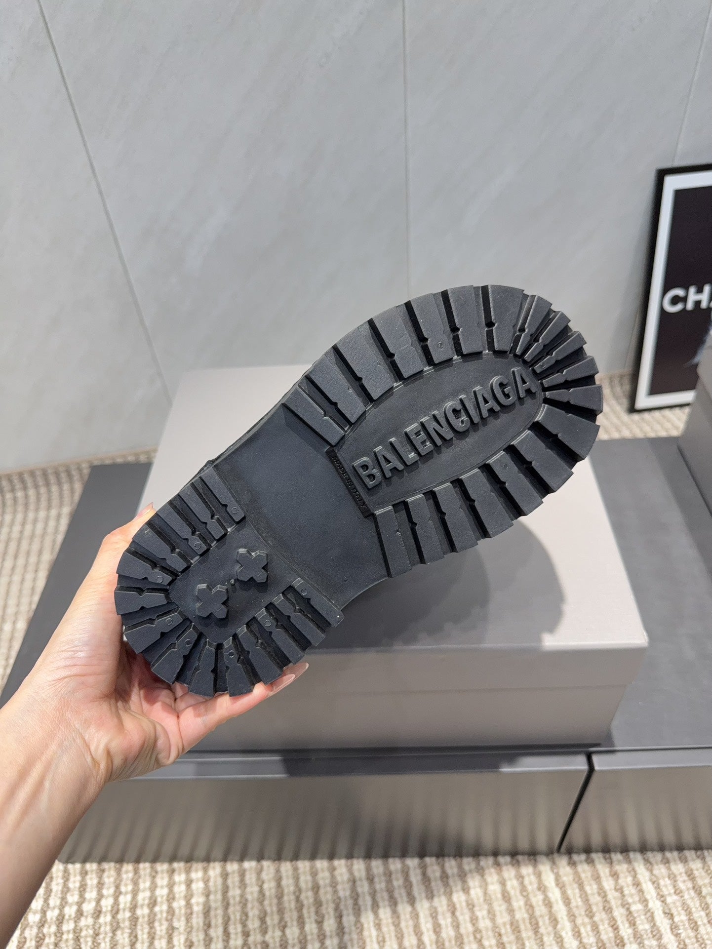 BALENCIAGA 25S LOW ANKLE BOOTS PLATFORM HEEL IN BLACK SUEDE STYLE 8