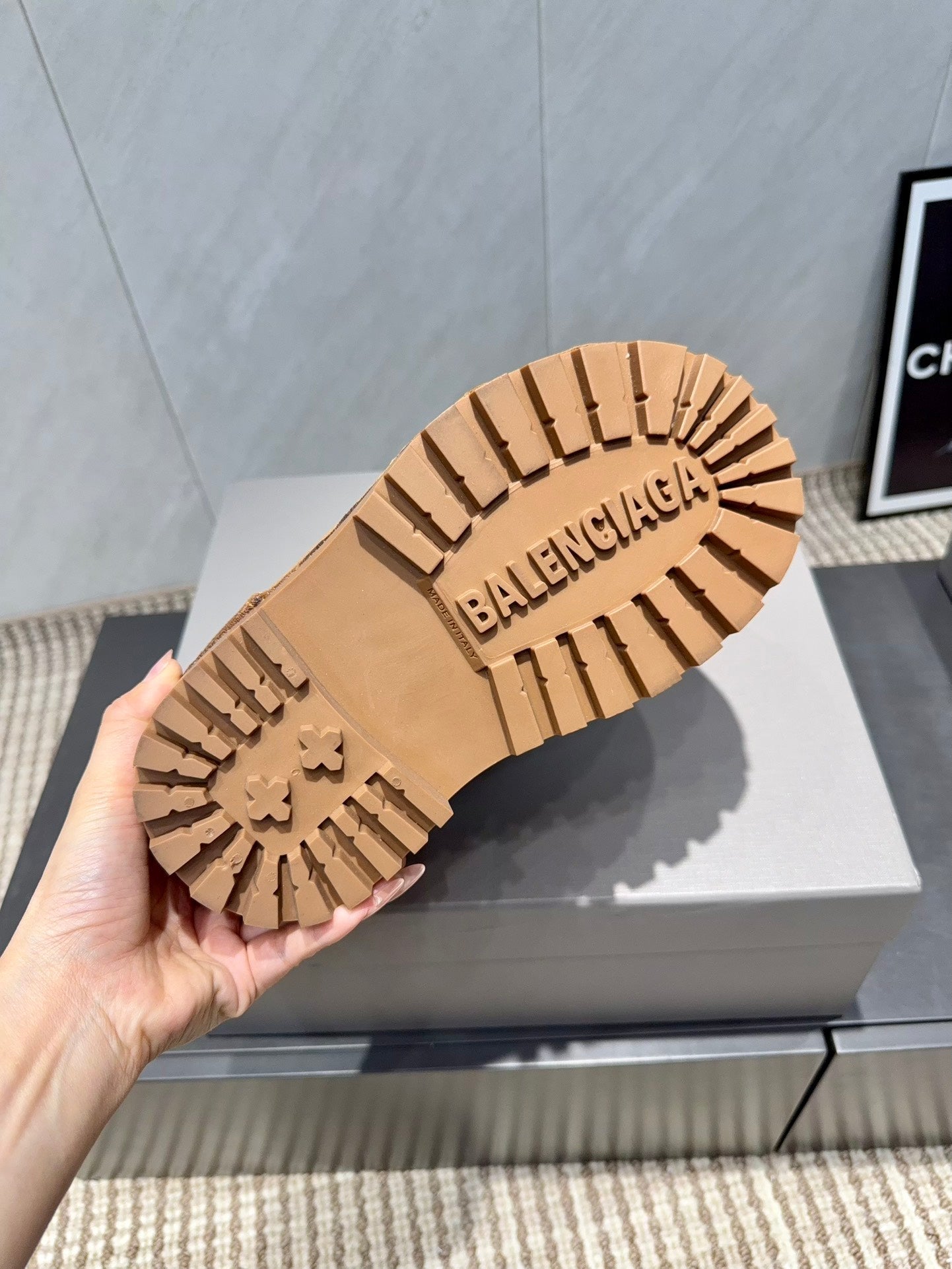 BALENCIAGA 25S LOW ANKLE BOOTS PLATFORM HEEL IN BROWN SUEDE STYLE 6